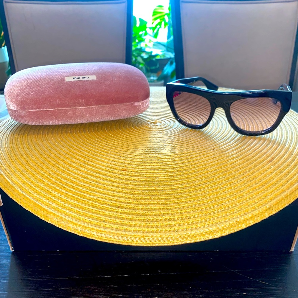 Miu Miu - Authentic sunglasses